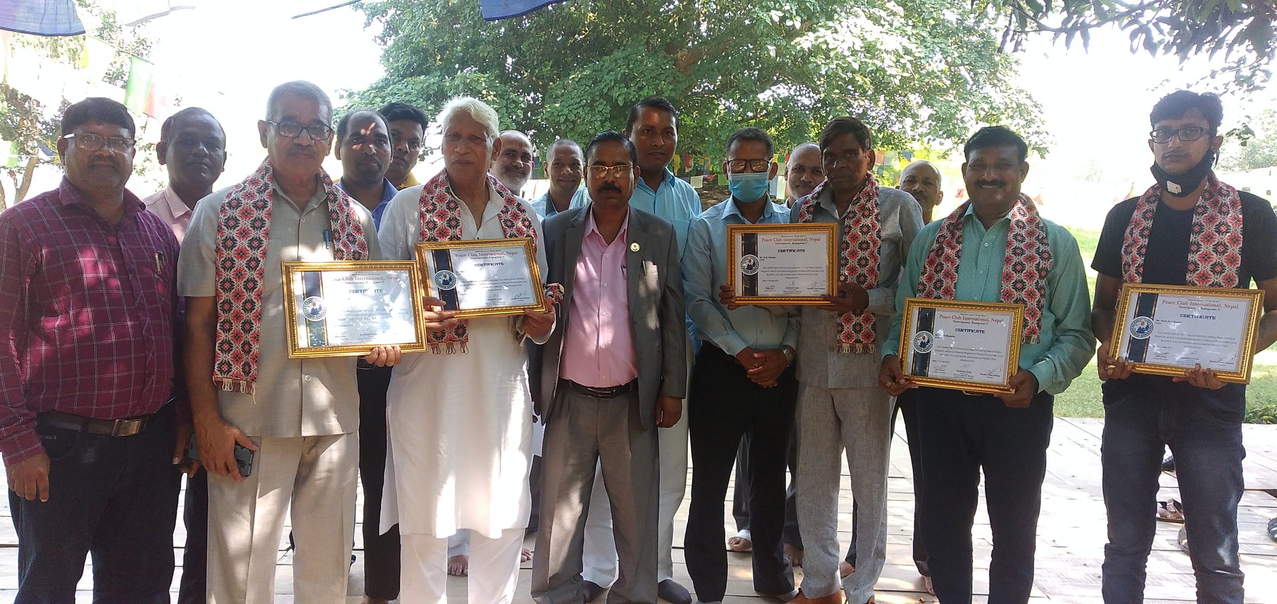 बौद्ध क्षेत्रका विज्ञहरुलाई पिस क्लब इन्टरनेसनल नेपाल नवलपरासीद्धारा सम्मान