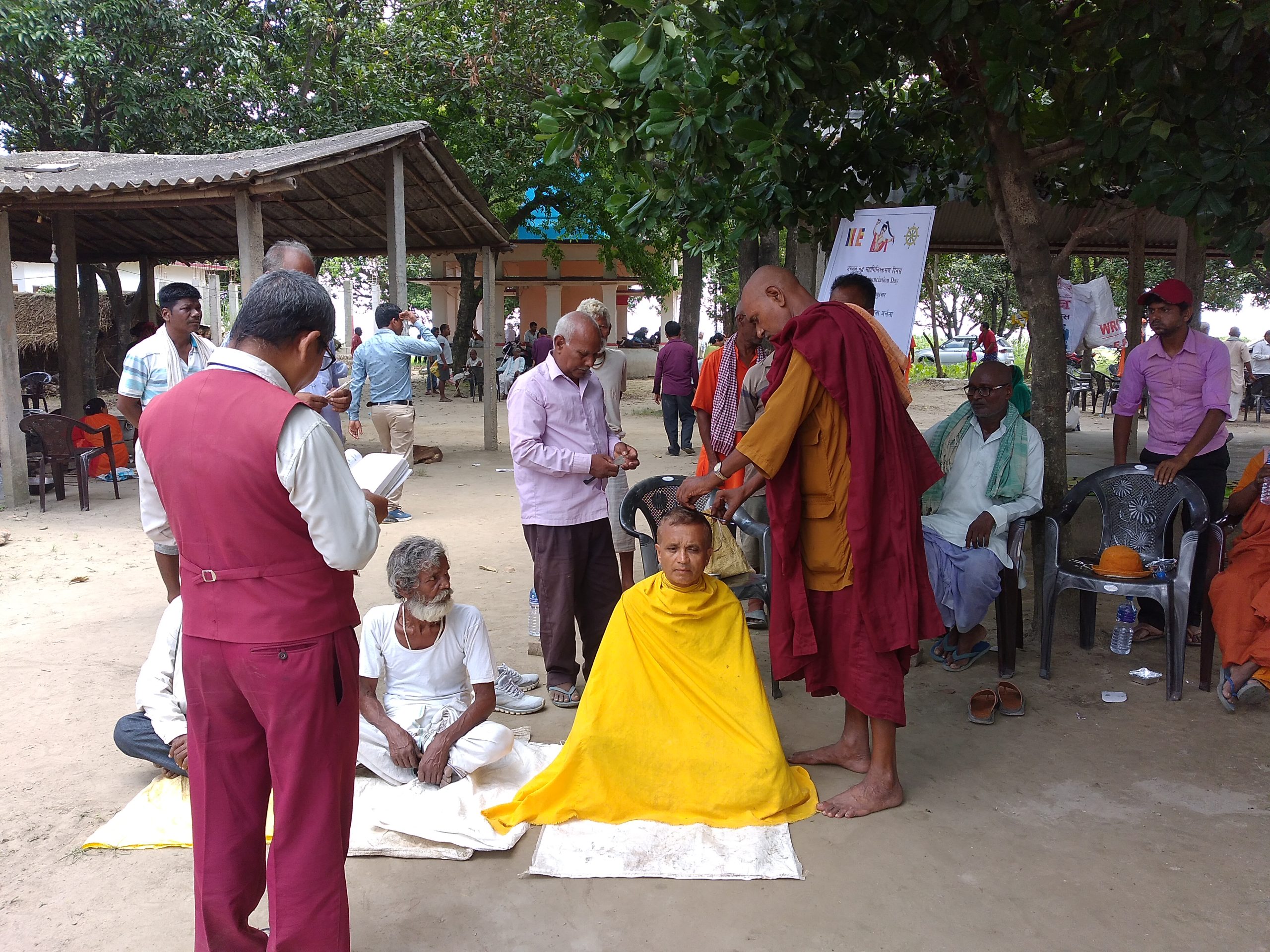 कपाल मुण्डन गरि अनोमाघाटमा मनाईयो महाभिनिष्क्रमण दिवस