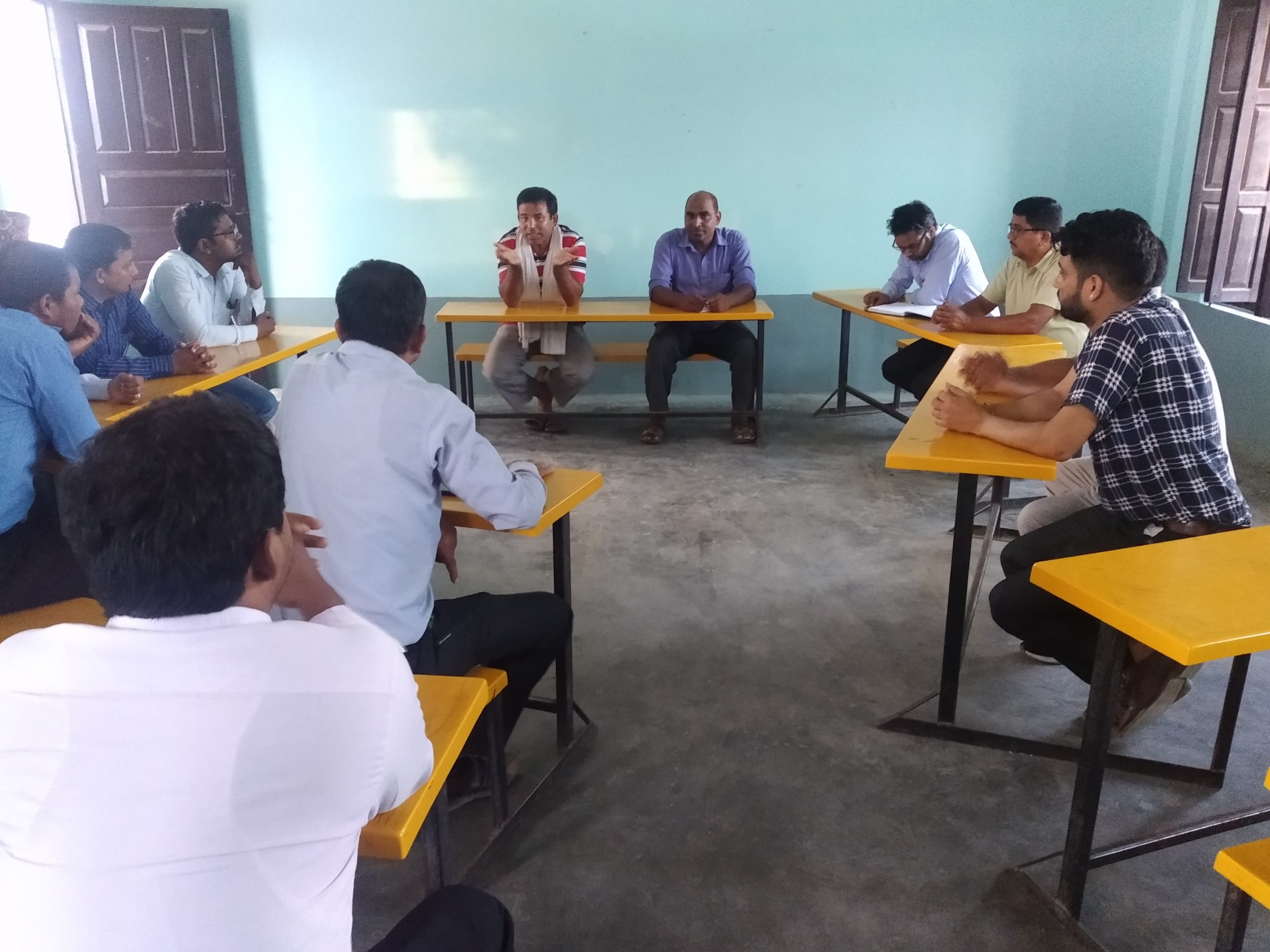 परासीमा सयपत्री मा वि सदरमुकामको कक्षा ११ मा विज्ञान र कानुन पढाउने भर्ना लिदै