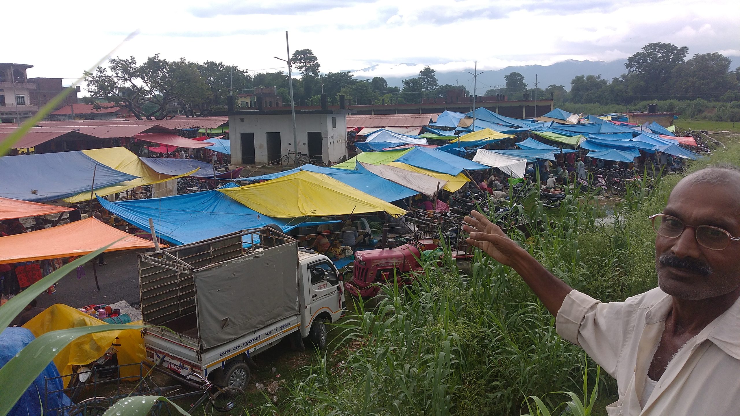परासी हाटबजारमा दशै सस्तो बजार सञ्चालन गर्ने योजना