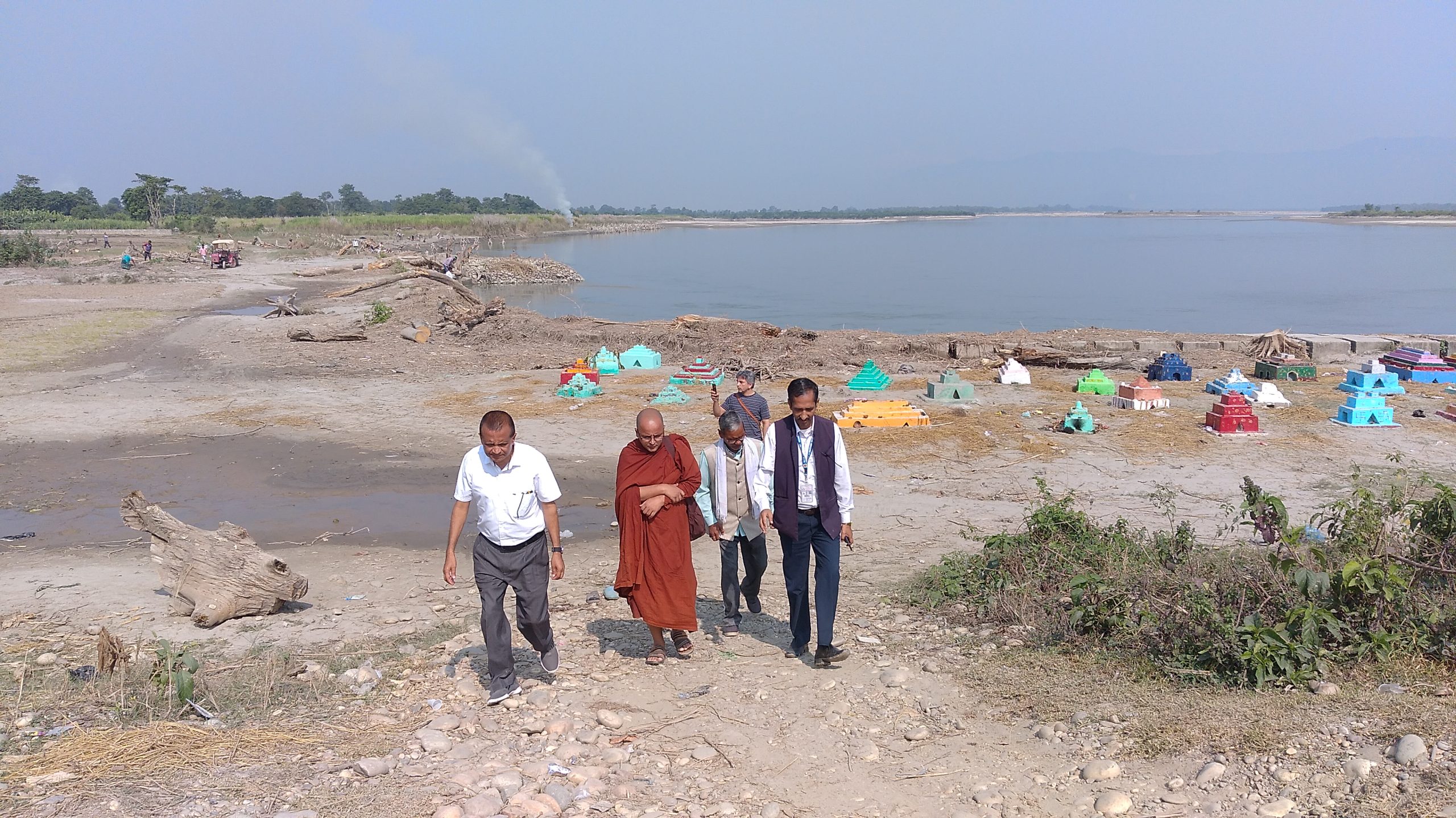 कातिक पुर्णिमाको अवसरमा अनोमाघाट(ठाढीघाट)मा “हजार बत्ति बाल्ने” कार्यक्रम