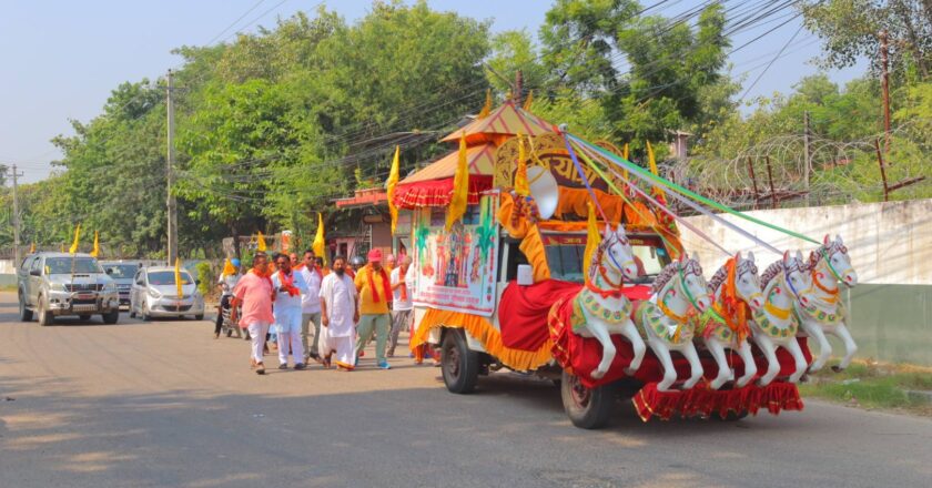 गजेन्द्रमोक्ष नारायण मुक्तिनाथ रथयात्राको परासीमा भब्य स्वागत