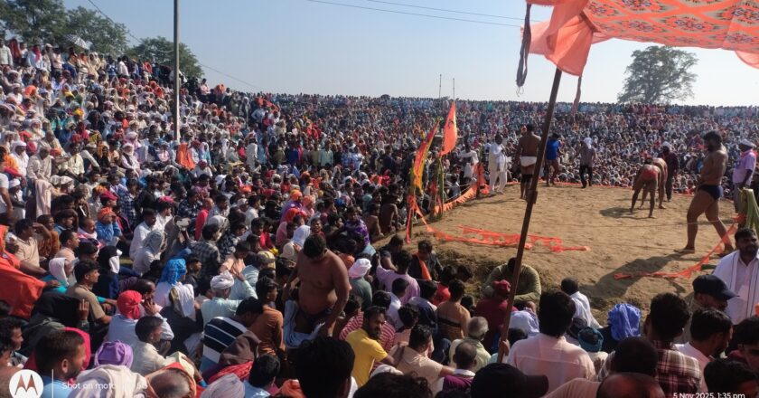 कार्तिक पुर्णिमाको अवसरमा सुस्ता(अनोमा) ठाढीघाट मेलामा कुस्ति