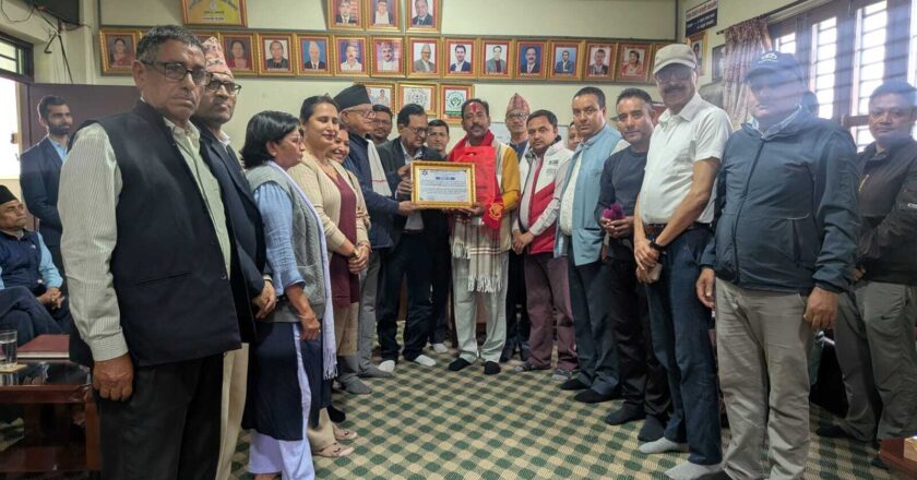 नवलपरासी क्षेत्र २ का नवनिर्वाचित संघिय सांसद गुप्तालाई सुनवलमा क्याम्पसको सदस्यता प्रदान