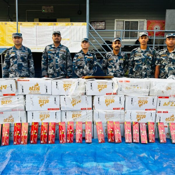 भारतबाट अवैध रूपमा ल्याइएको ११.९ लाख रुपिया बराबरको हुक्का फ्लेवर बरामद