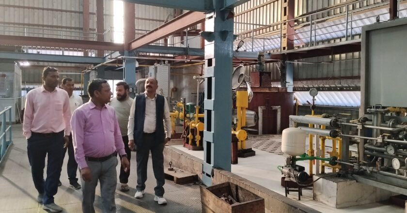 अवस्था बुझ्न उद्योग बाणिज्य संघको टोलीद्धारा उद्योगहरुको अवलोकन