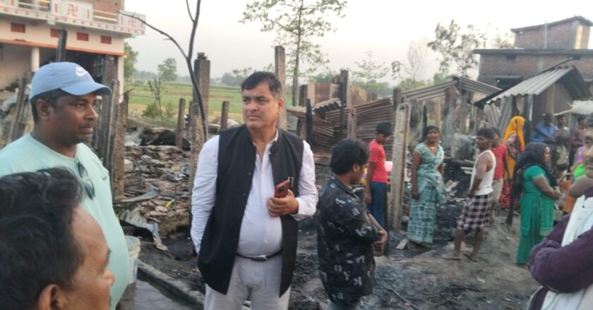 सांसद विक्रम खनालले आगलागी प्रभावित परिवारलाई सहयोगका लागि सबै पक्षलाई आग्रह गरे