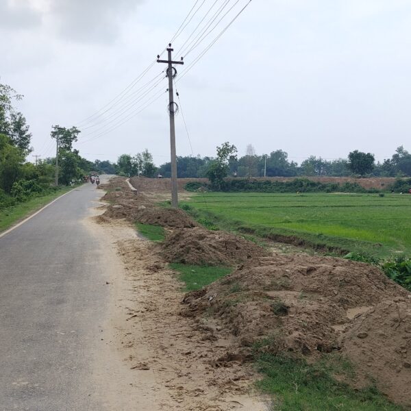 सडकका माटो थुपार्दा दुर्घटना बढने जोखिम