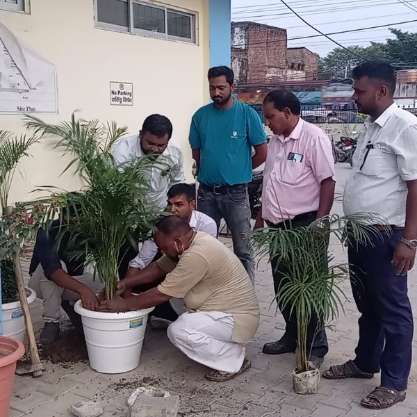 १५०१औँ मोहम्मद जयन्तीलाई लक्षित गर्दै पृथ्वीचन्द्र अस्पतालमा सरसफाइ तथा वृक्षारोपण