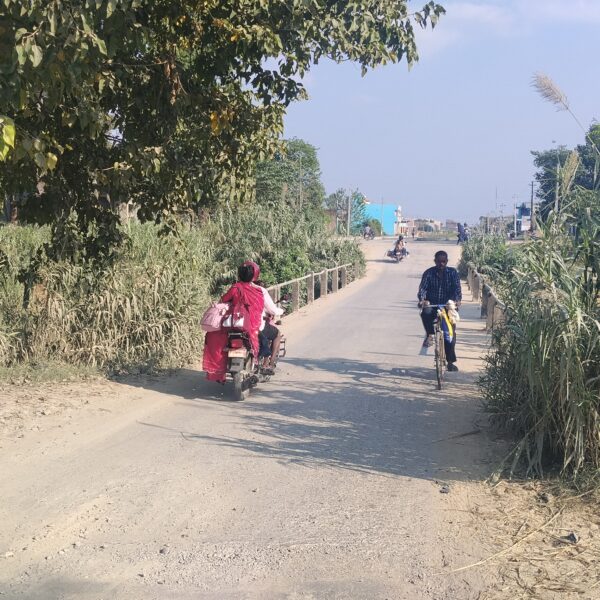 सांसद फेरिए तर फेरिएन झरही खोलाको होचो पुल