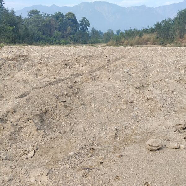 भूमही खोलामा प्राकृतिक स्रोतको दोहन, तस्करी नियन्त्रणमा निकायहरू उदासीन
