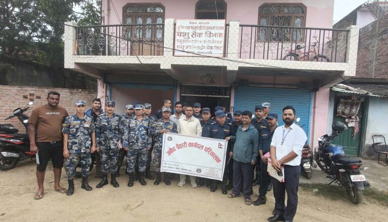 अवैध पशुपन्छी पैठारी रोक्न सरोकारवालाले सक्रिता बढाउदै,तर स्थानिय अझै शसतिmत